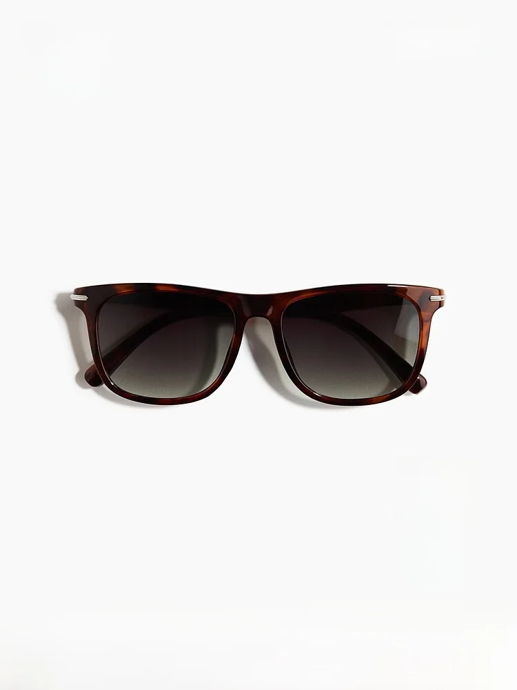 New Summer Men's Sunglasses HM2026 1255791 Fashionable Accessories Belt Hat Scarf Other Accessories Spring 2026 Tag Price 89 ...
New Summer Men's Sunglasses HM2026 1255791 Fashionable Accessories Belt Hat Scarf Other Accessories Spring 2026 Tag Price 89 ...