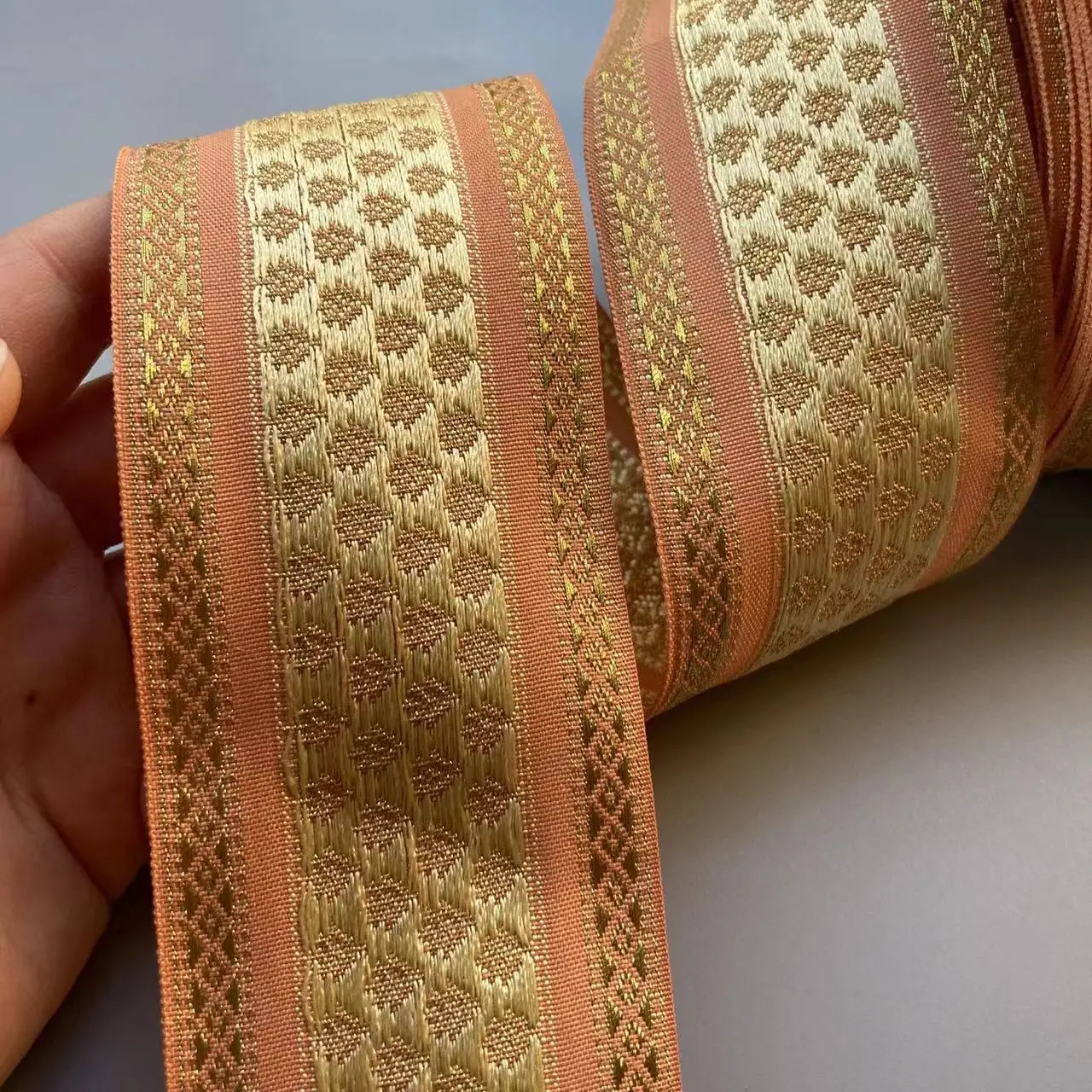 1 Yard Light Orange 5.7cm Lace Trim Ribbon Jacquard Ribbon National Clothing Embroidery Fabric Style Clothing Accessories
1 Yard Light Orange 5.7cm Lace Trim Ribbon Jacquard Ribbon National Clothing Embroidery Fabric Style Clothing Accessories