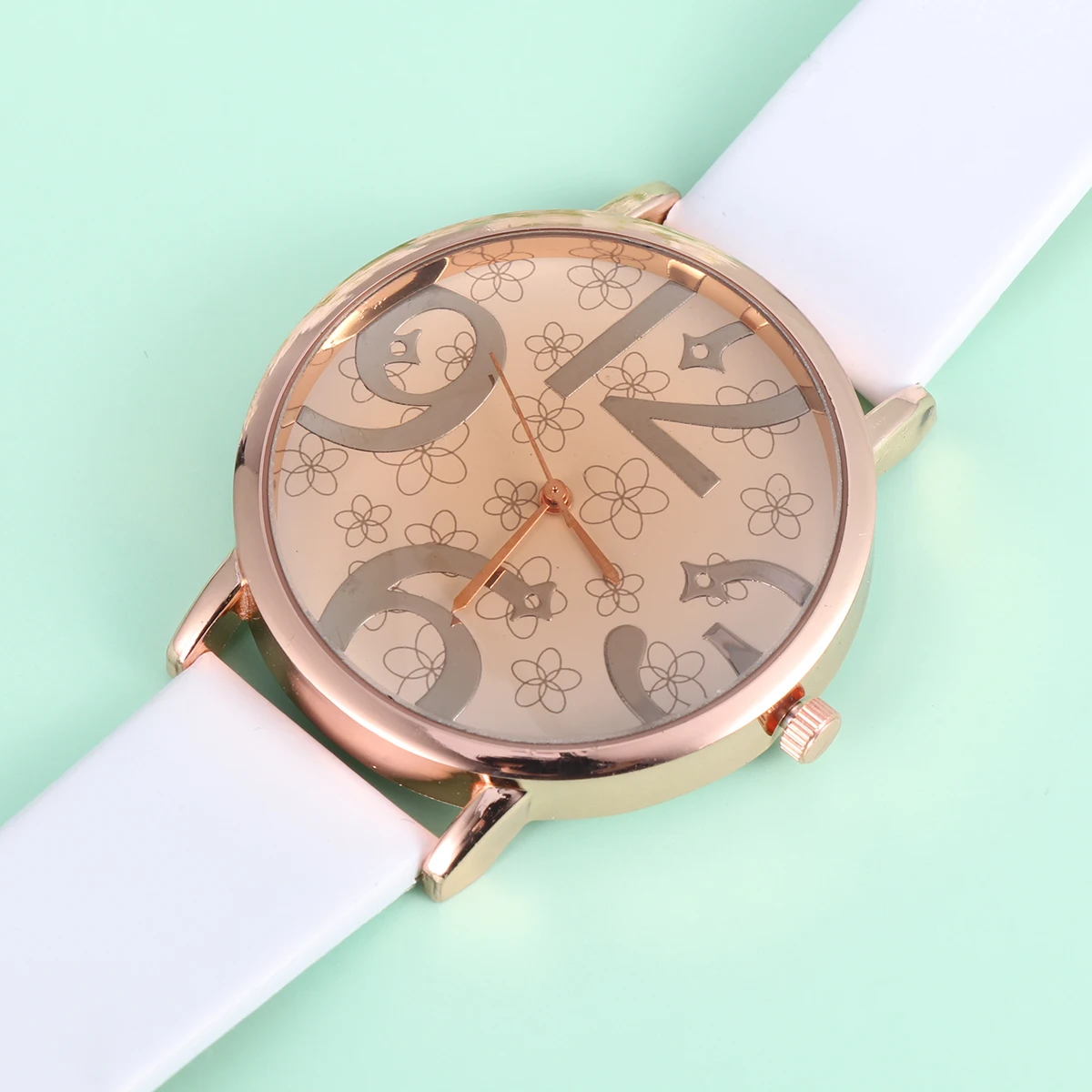 Digital Watch Women Quartz Clocks PU Strap Watches Large Clear Dial Alloy Material Durable Practice Birthday Gift
Digital Watch Women Quartz Clocks PU Strap Watches Large Clear Dial Alloy Material Durable Practice Birthday Gift