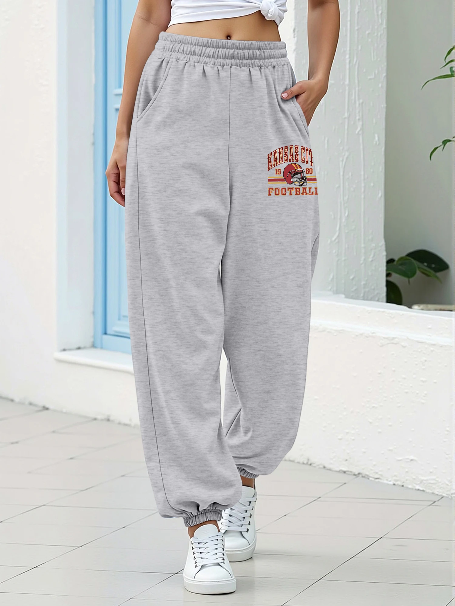 Trendy Ankle Sweatpants, Kansas City Football Helmet Graphic Print Jogger Pants, Comfort Soft Loose Daily Sports Trousers
Trendy Ankle Sweatpants, Kansas City Football Helmet Graphic Print Jogger Pants, Comfort Soft Loose Daily Sports Trousers