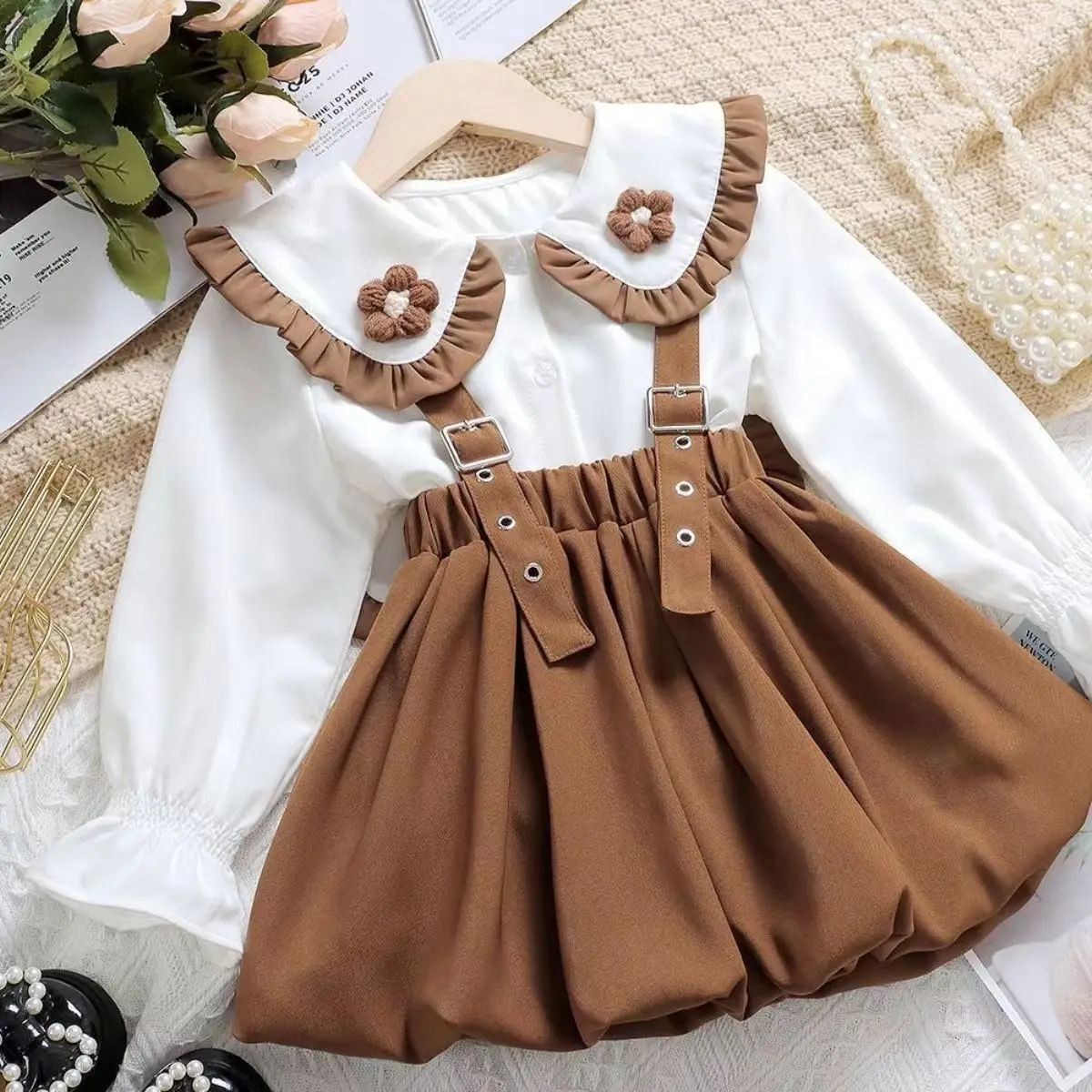 Girls' Set Spring and Autumn 2023 New Western-style Fashion Splice Versatile Strap Dress Two Blouses Kids Outfits
Girls' Set Spring and Autumn 2023 New Western-style Fashion Splice Versatile Strap Dress Two Blouses Kids Outfits