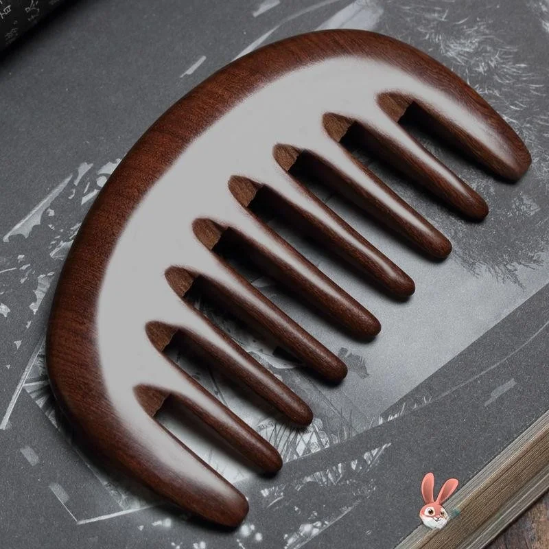 Деревянная расческа для волос из сандалового дерева, массажный инструмент, с широкими зубьями, для терапии кожи головы, очень большого размера, антистатическая, для ухода за волосами
Деревянная расческа для волос из сандалового дерева, массажный инструмент, с широкими зубьями, для терапии кожи головы, очень большого размера, антистатическая, для ухода за волосами