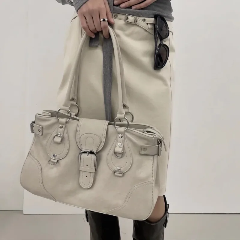 Y2K Fashion Large Capacity American Retro Versatile Motorcycle Style Single Shoulder Bag 2026 New Underarm Handbag Handbag
Y2K Fashion Large Capacity American Retro Versatile Motorcycle Style Single Shoulder Bag 2026 New Underarm Handbag Handbag