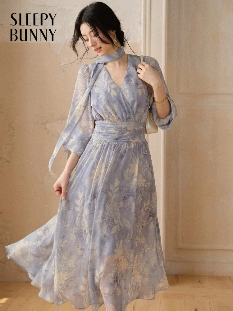 Women Floral Chiffon Maxi Dress V Neck A Line Dress Waist Tie Elegant Flowing Summer Outfit French Style Lady Romantic Fashion
Women Floral Chiffon Maxi Dress V Neck A Line Dress Waist Tie Elegant Flowing Summer Outfit French Style Lady Romantic Fashion