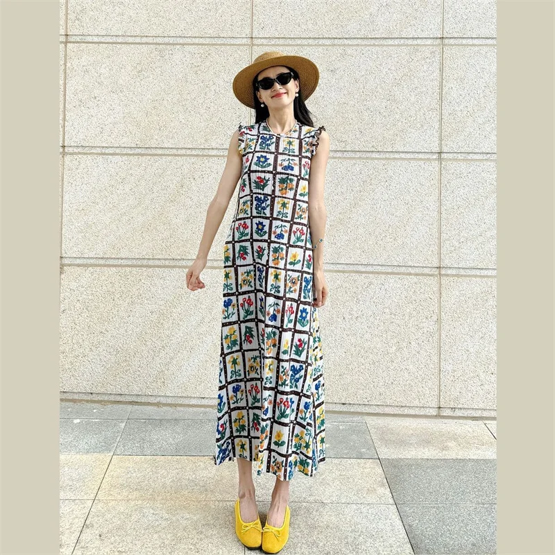 Женская одежда, женские платья, новинка лета 2025 года, высококачественное плиссированное платье без рукавов, темпераментная тонкая длинная юбка для отдыха на море
Женская одежда, женские платья, новинка лета 2025 года, высококачественное плиссированное платье без рукавов, темпераментная тонкая длинная юбка для отдыха на море