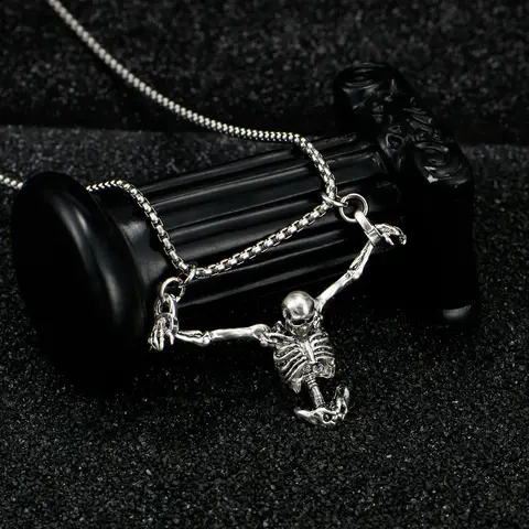 Dark Gothic Skeleton Pendant Necklace Punk Hip-Hop Alloy Vintage Skeleton Choker Chain Halloween Necklace