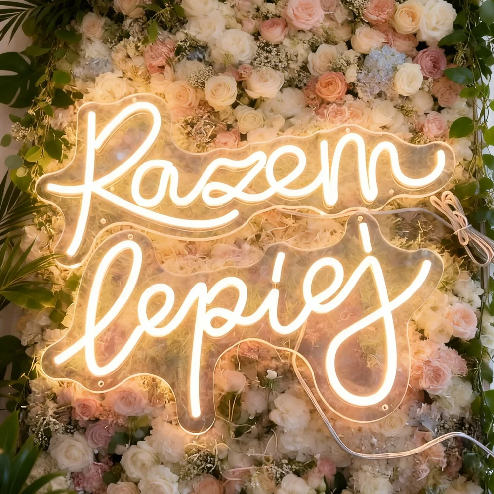 Romantyczny zestaw: część „Razem” 50x23 cm + część „Lepiej” 43x23 cm. Ułóż je tak, jak układa się wam życie
Romantyczny zestaw: część „Razem” 50x23 cm + część „Lepiej” 43x23 cm. Ułóż je tak, jak układa się wam życie