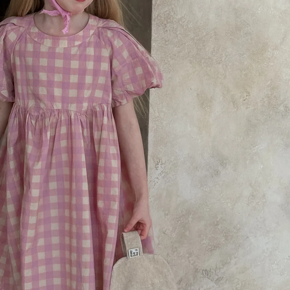 Pink plaid dress 2025 summer new Korean girls' bubble sleeve princess dress girls' short sleeved dress
Pink plaid dress 2025 summer new Korean girls' bubble sleeve princess dress girls' short sleeved dress