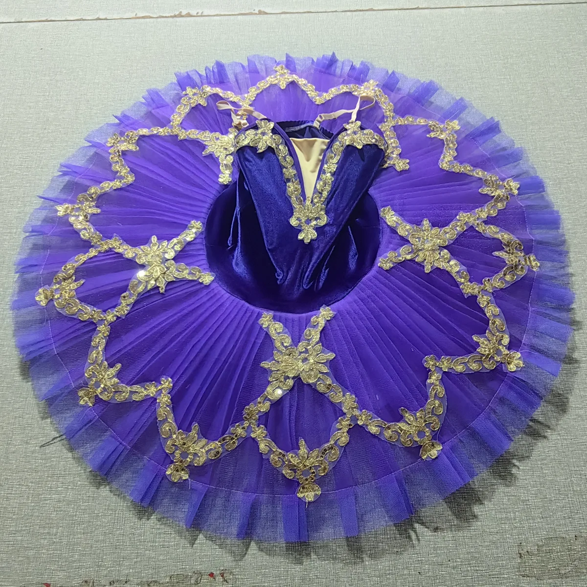 Classical Ballet Tutu Dress Adult Children Professional Ballerina Party Performance Costume Multi Color Ballet Dance
Classical Ballet Tutu Dress Adult Children Professional Ballerina Party Performance Costume Multi Color Ballet Dance