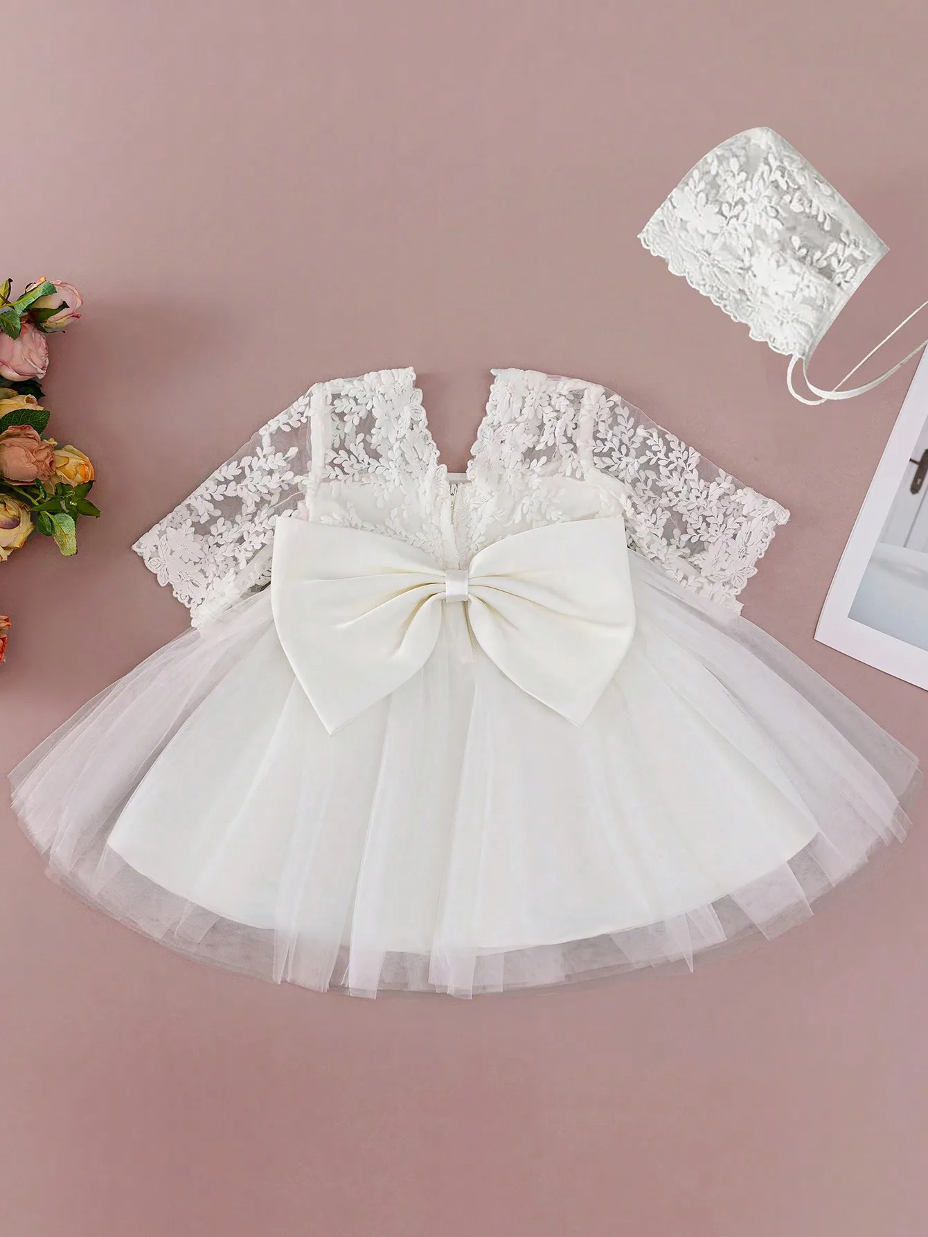 White Lace Dress for Baby Girls Dress Suitable for Christening Baptism Party Formal Occasions with Girls Elegant Dresses
White Lace Dress for Baby Girls Dress Suitable for Christening Baptism Party Formal Occasions with Girls Elegant Dresses