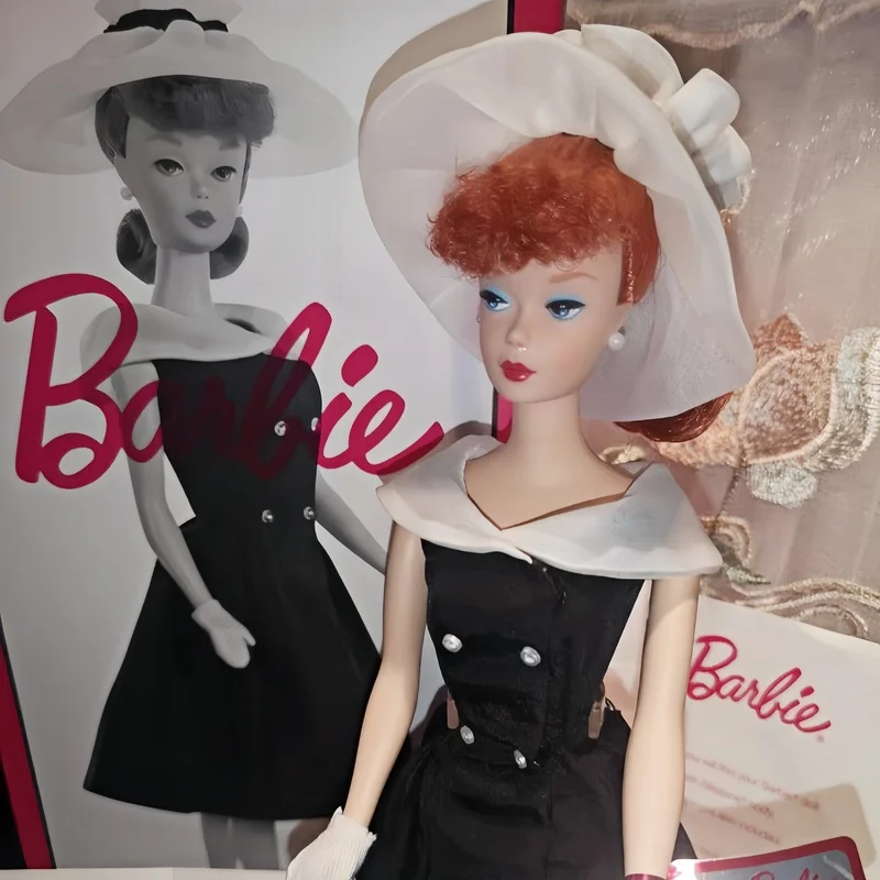 1962 Classic Collection Edition Barbie Signature Gold Label Gift Box Barbie Doll Black and White Princess Christmas Trendy Toys
1962 Classic Collection Edition Barbie Signature Gold Label Gift Box Barbie Doll Black and White Princess Christmas Trendy Toys