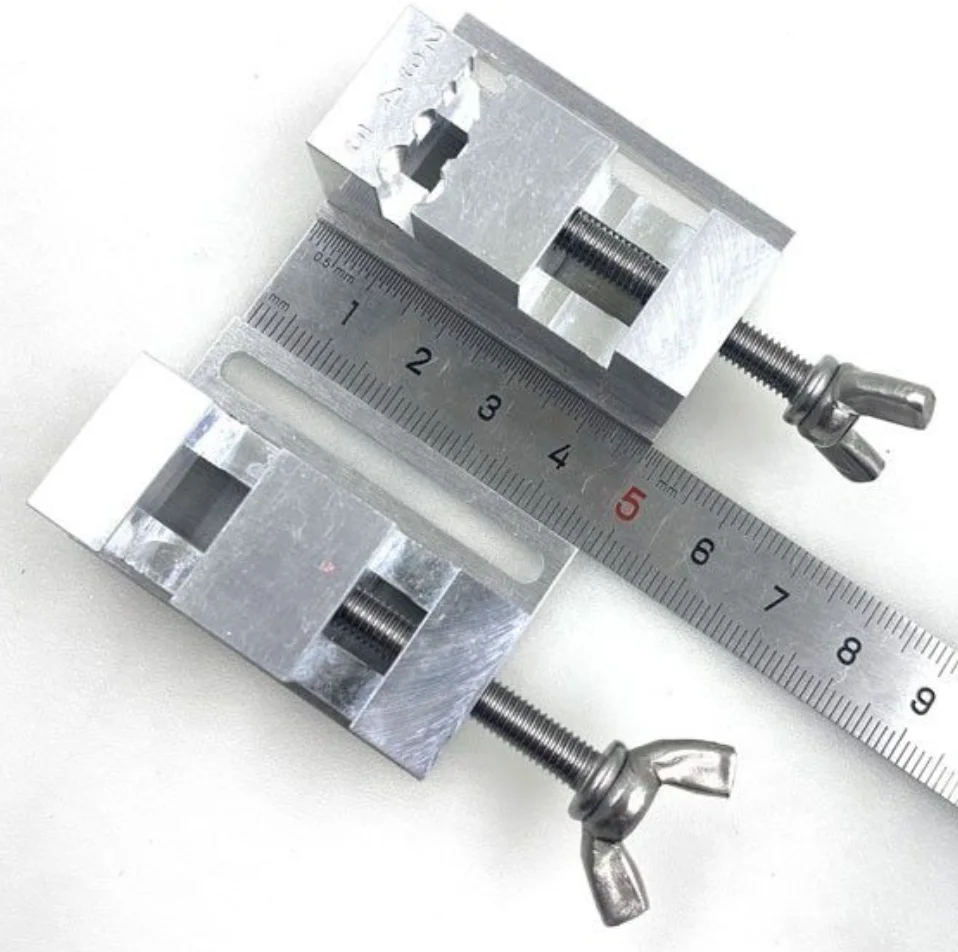 Repair table model DIY tools precision small flat-mouth pliers bench drill small fixture repair fixed small vise
Repair table model DIY tools precision small flat-mouth pliers bench drill small fixture repair fixed small vise