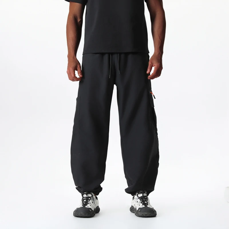 Мужские брюки-карго с завязками на талии, множественные универсальные карманы, щиколотки с манжетами, повседневный стиль для повседневного ношения и активного отдыха"
Мужские брюки-карго с завязками на талии, множественные универсальные карманы, щиколотки с манжетами, повседневный стиль для повседневного ношения и активного отдыха"