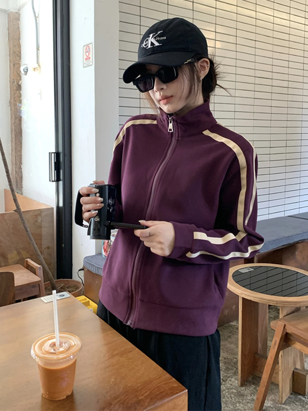 Ретро-кардиган в корейском стиле для женщин, осенне-зимняя верхняя одежда, свитер с воротником, цветной блок, бейсбольная куртка-топ
Ретро-кардиган в корейском стиле для женщин, осенне-зимняя верхняя одежда, свитер с воротником, цветной блок, бейсбольная куртка-топ