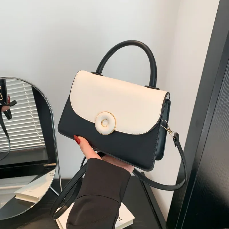 Premium textured bag fashionable contrasting color portable small square bag women's versatile shoulder messenger bag
Premium textured bag fashionable contrasting color portable small square bag women's versatile shoulder messenger bag