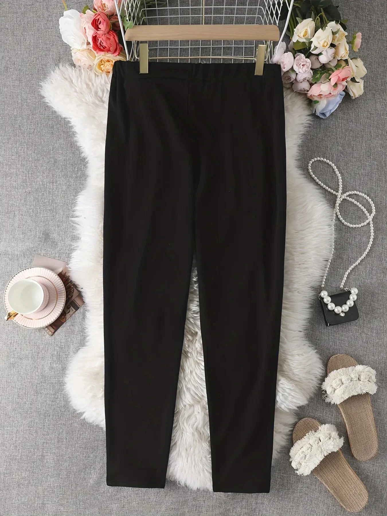Plus Size 1XL-5XL Women's Fashionable Straight Leg Pants Loose and Simple Straight Leg Pants Versatile Solid Color Casual Pants
Plus Size 1XL-5XL Women's Fashionable Straight Leg Pants Loose and Simple Straight Leg Pants Versatile Solid Color Casual Pants