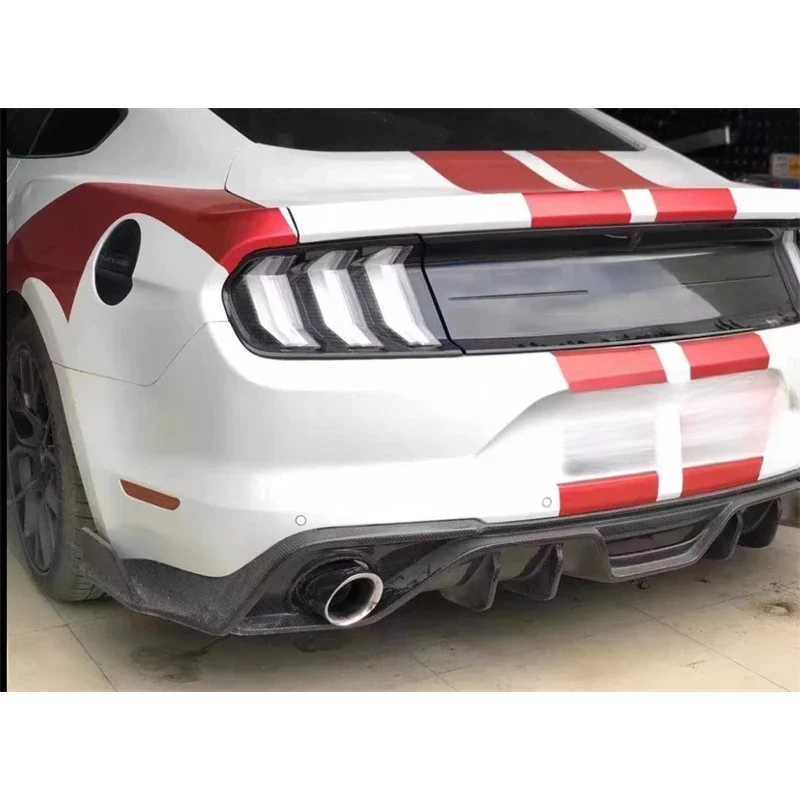 High-Quality Real Carbon Fiber Rear Bumper Lip Spoiler Kit
High-Quality Real Carbon Fiber Rear Bumper Lip Spoiler Kit