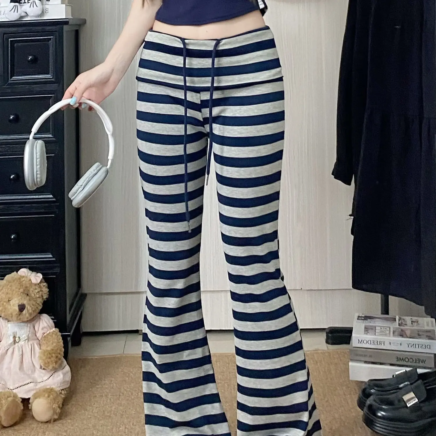 Women Vintage Coquette Sexy Low Waist Loose Fit Yoga Pants Trousers y2k Striped Folds Over Wide Leg Pants Leggings Sweatpants
Women Vintage Coquette Sexy Low Waist Loose Fit Yoga Pants Trousers y2k Striped Folds Over Wide Leg Pants Leggings Sweatpants