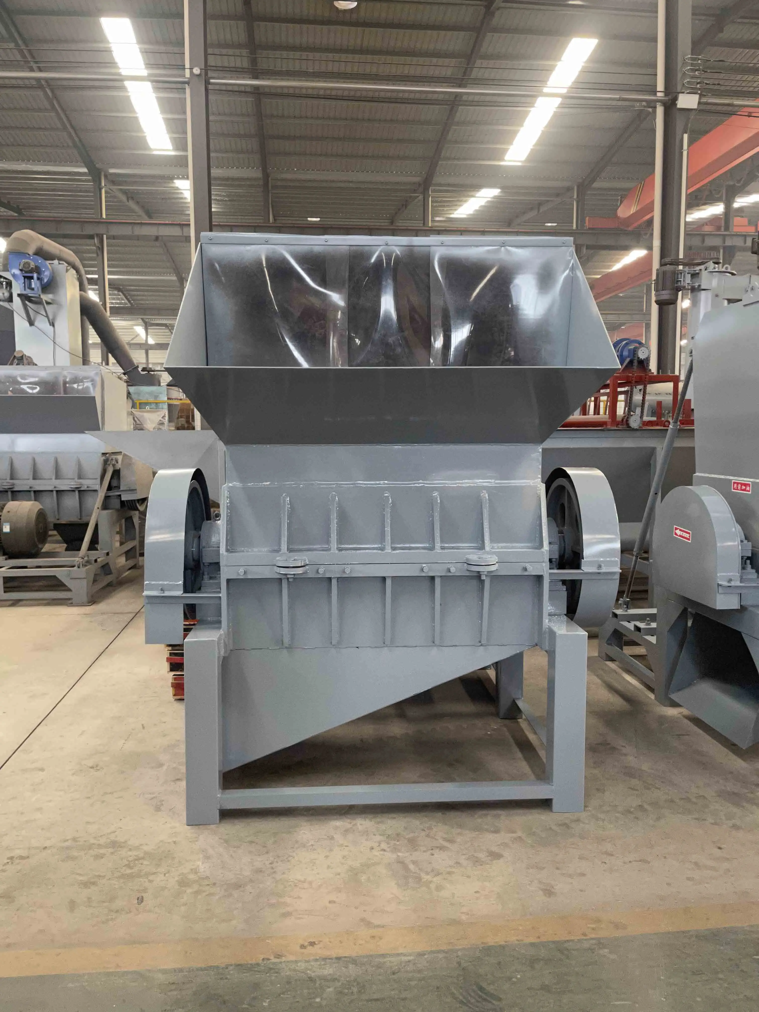 Household Plastic Pet Bottle Cap Crushing Machine PVC Pipe Shredder Coconut Husk Leaf Crusher Gearbox High Efficiency High
Household Plastic Pet Bottle Cap Crushing Machine PVC Pipe Shredder Coconut Husk Leaf Crusher Gearbox High Efficiency High