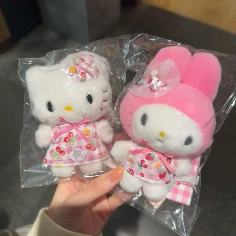 Мягкий плюшевый брелок Sanrio Hello Kitty Melody из серии Vintage Bread Grid, подвеска для рюкзака, подарок на день рождения для девочки
Мягкий плюшевый брелок Sanrio Hello Kitty Melody из серии Vintage Bread Grid, подвеска для рюкзака, подарок на день рождения для девочки