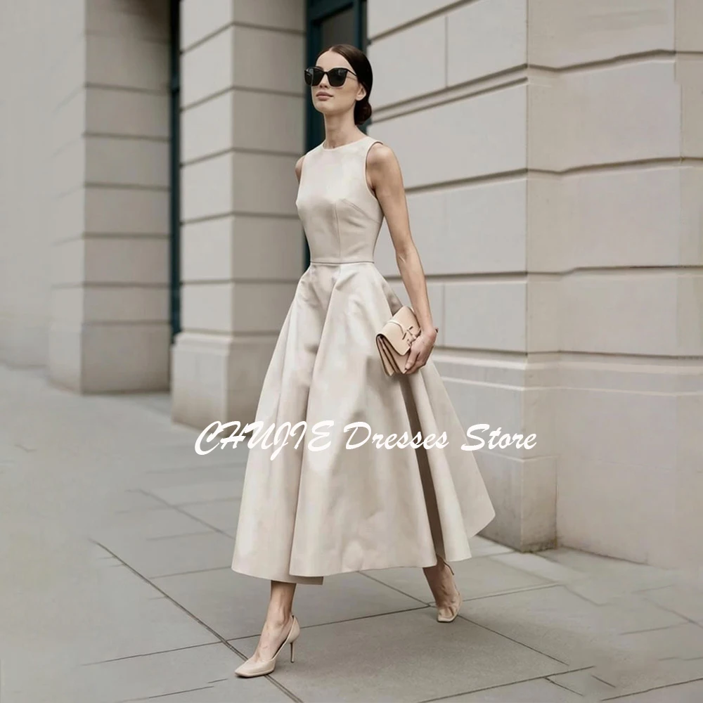 Индивидуальное скромное платье для матери невесты без рукавов, винтажное, А-силуэта, для гостей на свадьбу, атласное, длиной до щиколотки, вечернее, для торжественных мероприятий
Индивидуальное скромное платье для матери невесты без рукавов, винтажное, А-силуэта, для гостей на свадьбу, атласное, длиной до щиколотки, вечернее, для торжественных мероприятий