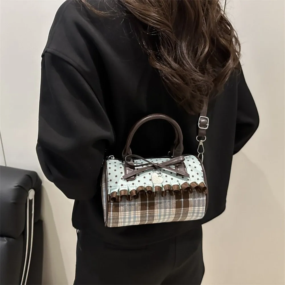 Sweet Bow Crossbody Pillow Bags Vintage Plaid Lightweight Portable Ladies Shoulder Bag Versatile Women Handbag Purse Girls Gift
Sweet Bow Crossbody Pillow Bags Vintage Plaid Lightweight Portable Ladies Shoulder Bag Versatile Women Handbag Purse Girls Gift