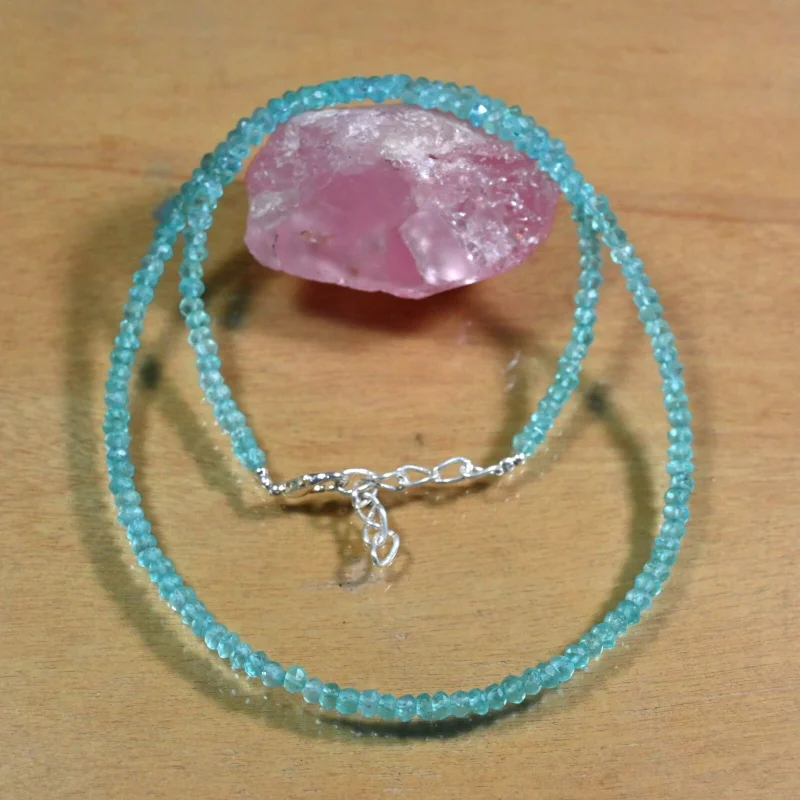 Natural Blue Apatite 3-4MM Smooth Rondelle Gemstone Beads 18" Necklace
Natural Blue Apatite 3-4MM Smooth Rondelle Gemstone Beads 18" Necklace