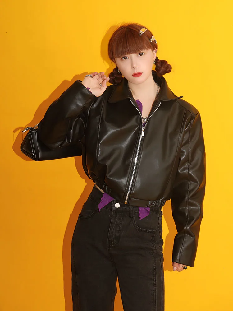 Mr. Pasture Retro Pilot Jaet ort Bla PU Leather Sli Design Hong Kong Sle Women's Faion Outerwear Coat
Mr. Pasture Retro Pilot Jaet ort Bla PU Leather Sli Design Hong Kong Sle Women's Faion Outerwear Coat