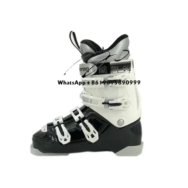 Hot selling hard shell alpine skiing boots suitable for both men and women
Hot selling hard shell alpine skiing boots suitable for both men and women