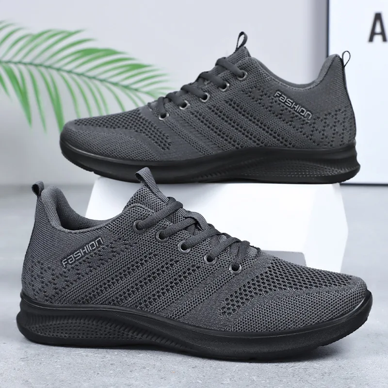 2025 High Quality Men's Casual Shoes New Lightweight Breathable Running Shoes Anti-slip Shock Absorbing Sneakers Tenis Masculino
2025 High Quality Men's Casual Shoes New Lightweight Breathable Running Shoes Anti-slip Shock Absorbing Sneakers Tenis Masculino