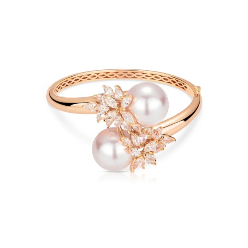 BELLUX 925 Silver Synthetic Zircon Bracelet White Round Shell Pearl Flower Champagne Gold Affordable Luxury Fashion Bangle
BELLUX 925 Silver Synthetic Zircon Bracelet White Round Shell Pearl Flower Champagne Gold Affordable Luxury Fashion Bangle