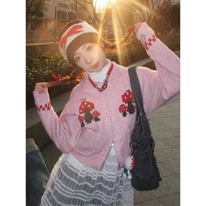 Mushrooms Pink Sweet Jacquard Knitted Cardigan Women Autumn Zipper Short Sweater Coat Fashion Packets Design Long Sleeve Tops
Mushrooms Pink Sweet Jacquard Knitted Cardigan Women Autumn Zipper Short Sweater Coat Fashion Packets Design Long Sleeve Tops
