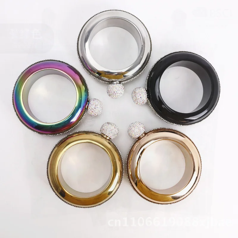 Браслет из нержавеющей стали 304, винный горшок, портативный, 3,5 унции, круглый, с белым бриллиантом, винтажный стиль, легкий, роскошный, в стиле ретро
Браслет из нержавеющей стали 304, винный горшок, портативный, 3,5 унции, круглый, с белым бриллиантом, винтажный стиль, легкий, роскошный, в стиле ретро