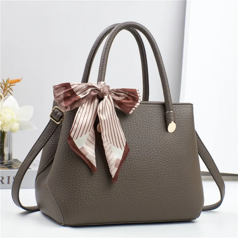 Elegant-timeless 2025 New Ladies Luxury Brand Leather Crossbody Bag Famous Designer Casual Vintage Popular
Elegant-timeless 2025 New Ladies Luxury Brand Leather Crossbody Bag Famous Designer Casual Vintage Popular
