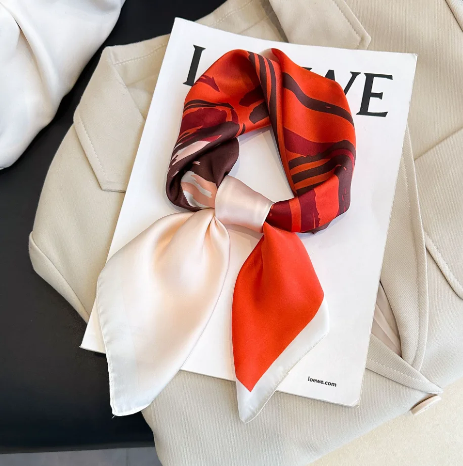 Stmanya Simulation Square Silk Scarf Women 70x70cm French Luxury Decorative New Fashion Matching Scarves Wholesale Party Gift
Stmanya Simulation Square Silk Scarf Women 70x70cm French Luxury Decorative New Fashion Matching Scarves Wholesale Party Gift