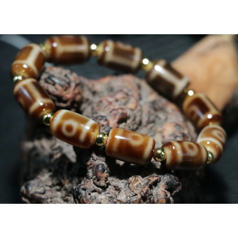 Energy Tibetan Old Agate Fold Line 2 Eyed dZi Bead Elegant Female Bracelet 2023Q
Energy Tibetan Old Agate Fold Line 2 Eyed dZi Bead Elegant Female Bracelet 2023Q