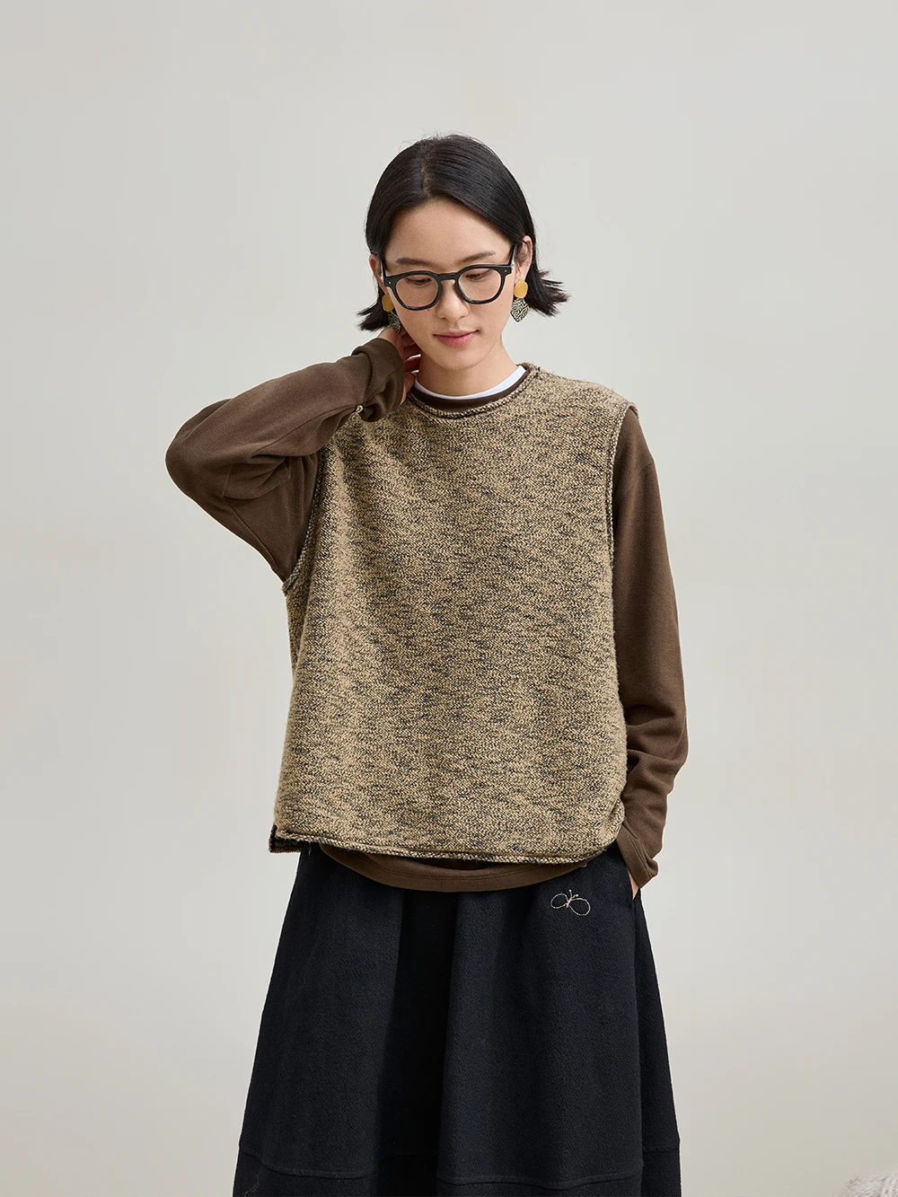 Warm Wool Blend Hoodie Vest Two-Tone Structure Floral Mixed Bot Sweater Sle Vest Comfortable Polyester Blend round Ne
Warm Wool Blend Hoodie Vest Two-Tone Structure Floral Mixed Bot Sweater Sle Vest Comfortable Polyester Blend round Ne