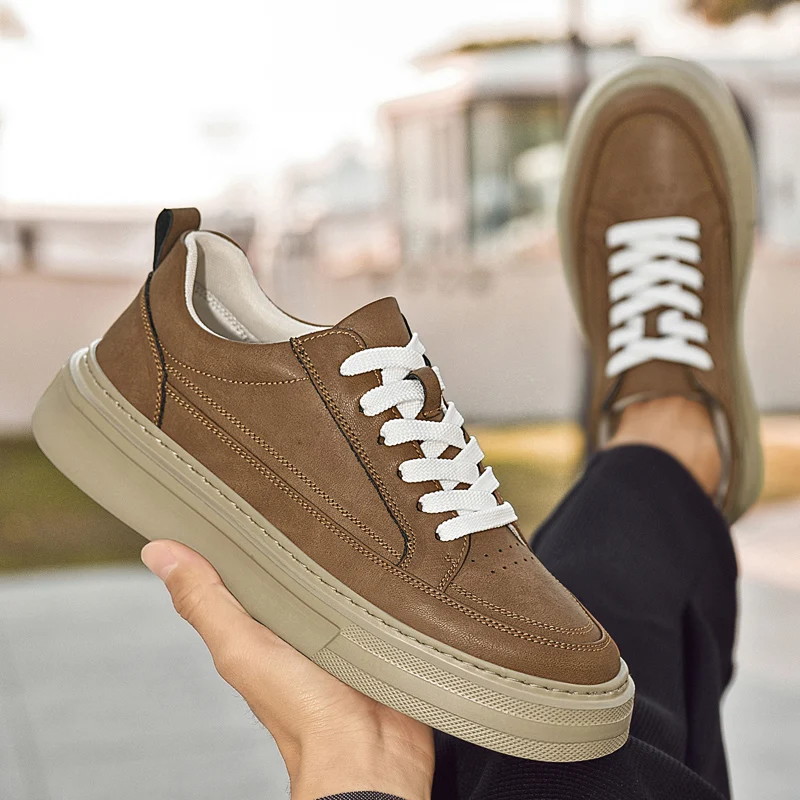 High Quality Men's Comfortable Thick Soled Lace Up Casual Leather Shoes Fashionable Spring New Round Toe Breathable Sports Shoes
High Quality Men's Comfortable Thick Soled Lace Up Casual Leather Shoes Fashionable Spring New Round Toe Breathable Sports Shoes