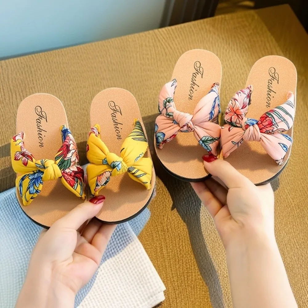Trendy Open Toe Toddler Bow Sandals Non-Slip Summer Beach Sandals Casual Bohemian Girls' Slippers for Indoor Outdoor
Trendy Open Toe Toddler Bow Sandals Non-Slip Summer Beach Sandals Casual Bohemian Girls' Slippers for Indoor Outdoor