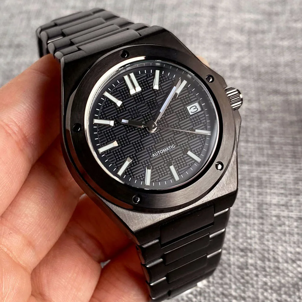 Tandorio 200M Diver 40mm Black PVD Case Grid Dial Luminous NH35Automatic Men Watch Sapphire Glass Stainless Steel Bracelet
Tandorio 200M Diver 40mm Black PVD Case Grid Dial Luminous NH35Automatic Men Watch Sapphire Glass Stainless Steel Bracelet