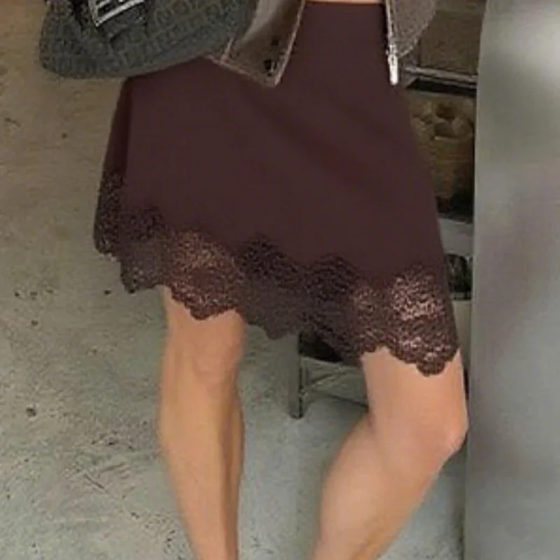 Женская атласная шелковая мини-юбка Y2k с низкой посадкой, юбка с кружевной отделкой, шелковистая короткая многослойная нижняя юбка, удлинитель рубашки
Женская атласная шелковая мини-юбка Y2k с низкой посадкой, юбка с кружевной отделкой, шелковистая короткая многослойная нижняя юбка, удлинитель рубашки