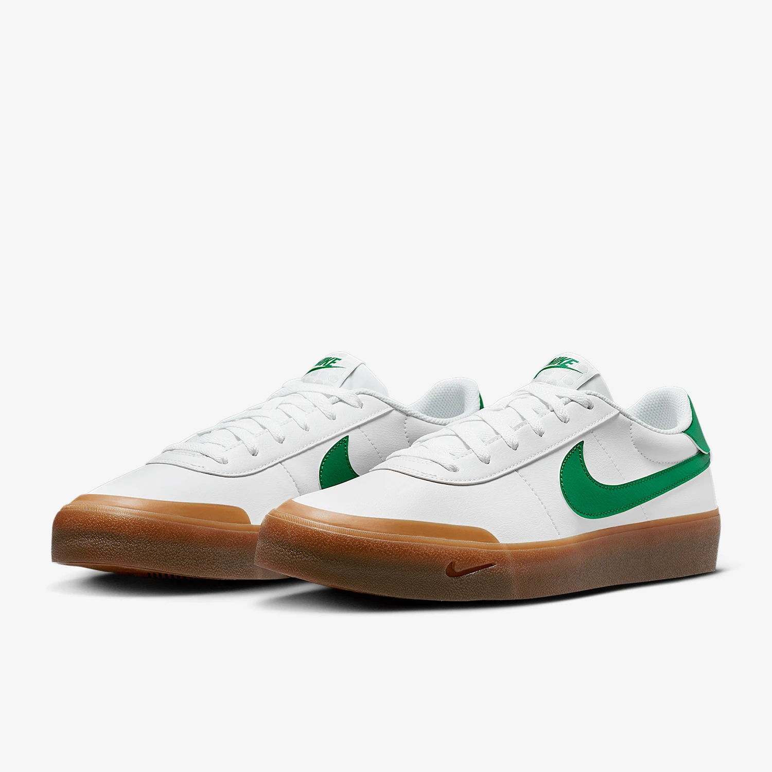 Мужские легкие низкие кроссовки для скейтбординга Nike Authentic Court Shot FQ8146-109
Мужские легкие низкие кроссовки для скейтбординга Nike Authentic Court Shot FQ8146-109