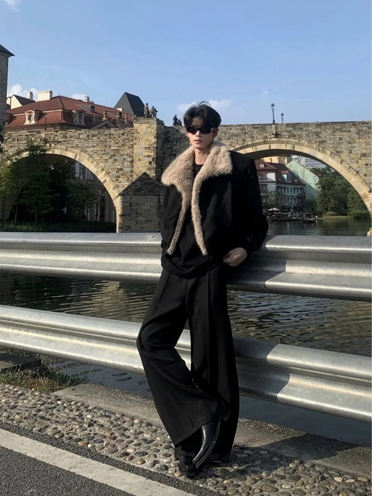 Men's Thiened Fce Lined Cotton Jaet with Large Fur Collar Loose Fit Winter Coat Warm Youthful Sle Casual Wear
Men's Thiened Fce Lined Cotton Jaet with Large Fur Collar Loose Fit Winter Coat Warm Youthful Sle Casual Wear