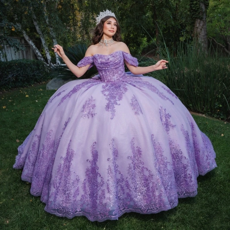 Lavender Quinceanera Dresses Off Shoulder Ball Gown Sweet 16 Dress Sequin Applique Lace Bow Beading Tull Birthday Party Vestidos
Lavender Quinceanera Dresses Off Shoulder Ball Gown Sweet 16 Dress Sequin Applique Lace Bow Beading Tull Birthday Party Vestidos