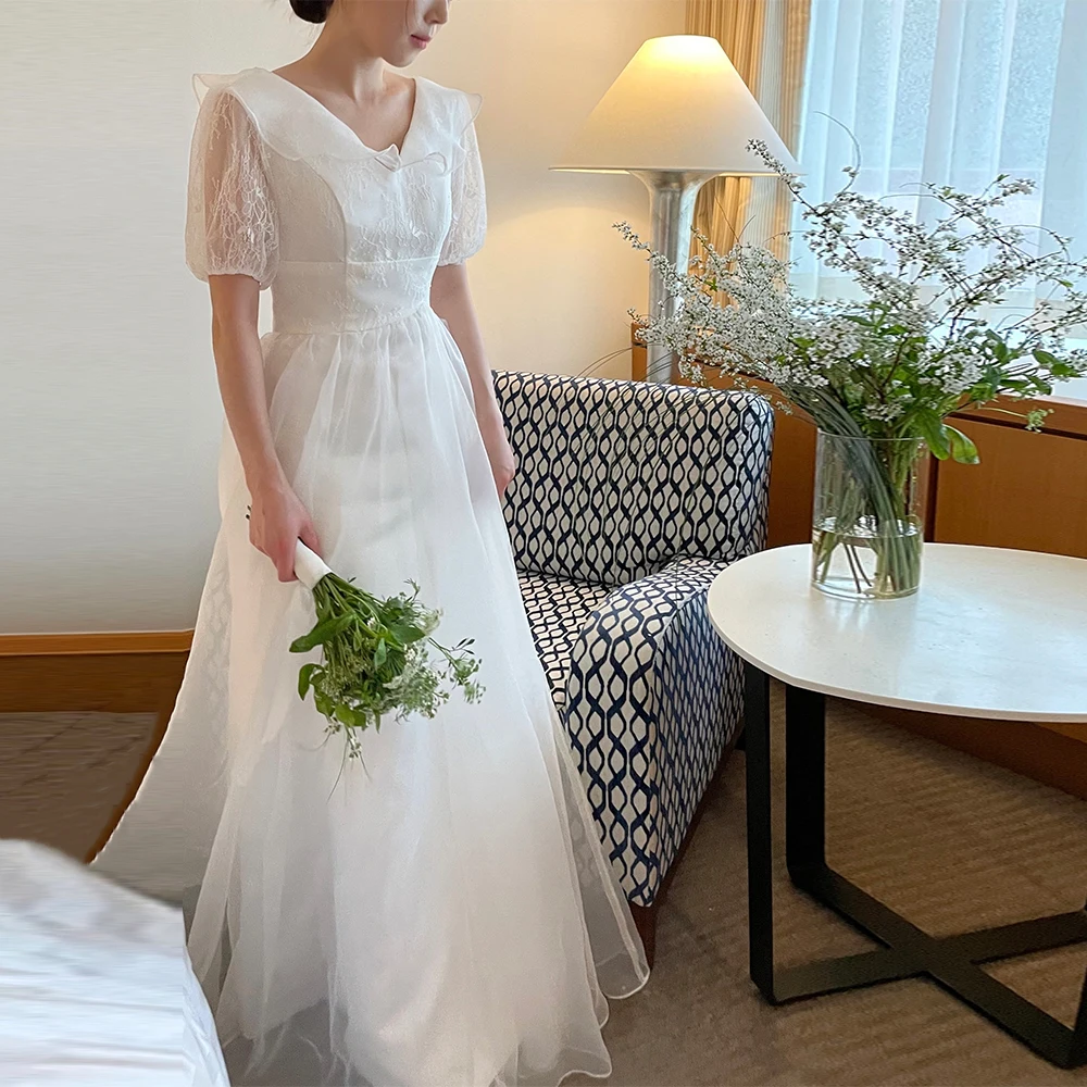 Organza And Lace Wedding Dress V Neck Short Sleeves Outdoor Garden Bridal Gown A Line Floor Length Bridal Party Dress G4977
Organza And Lace Wedding Dress V Neck Short Sleeves Outdoor Garden Bridal Gown A Line Floor Length Bridal Party Dress G4977