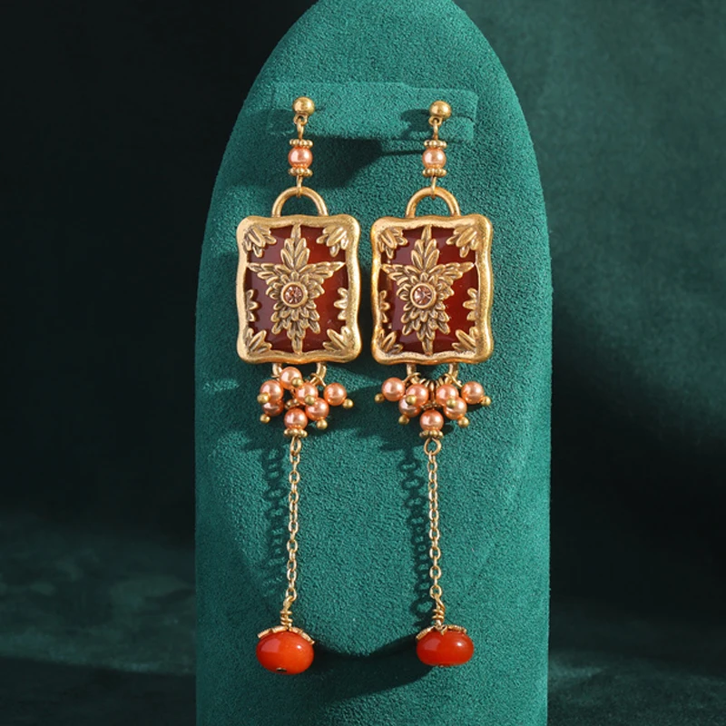 Vintage Antique Palace Red Natural Stone Drop Earrings for Women Gold Color Long Pearl Dangle Jewelry Gifts for Women New 2025
Vintage Antique Palace Red Natural Stone Drop Earrings for Women Gold Color Long Pearl Dangle Jewelry Gifts for Women New 2025