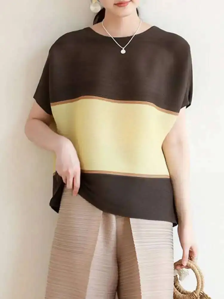 Irregular Patchwork Casual Pleated T-shirt Women Fashion 2025 Summer New Round Neck Short Sleeve Loose Tops HI1F
Irregular Patchwork Casual Pleated T-shirt Women Fashion 2025 Summer New Round Neck Short Sleeve Loose Tops HI1F
