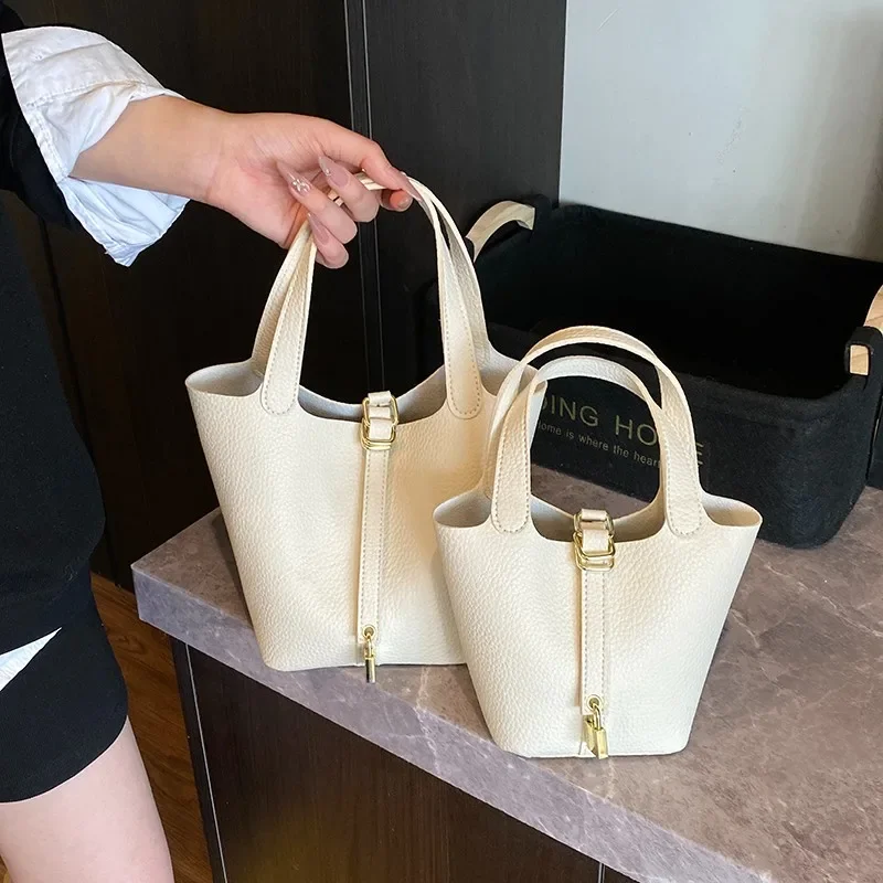 Diaper Bag Luxury Minimalist Crossbody Satchel Elegant Leather Designer Handbag For Women Stylish Textured Tote
Diaper Bag Luxury Minimalist Crossbody Satchel Elegant Leather Designer Handbag For Women Stylish Textured Tote