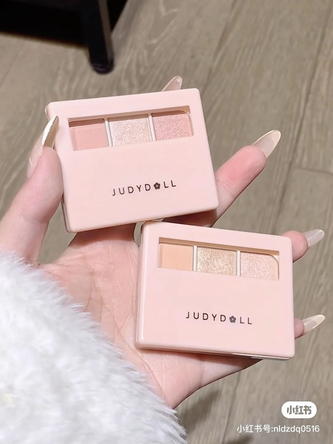 Judydoll Four-color Eye Shadow Lying silkworm Palette Shimmering Glitter Natural Eyelid Silkworm Contour Shadow Natural Tone Pin
Judydoll Four-color Eye Shadow Lying silkworm Palette Shimmering Glitter Natural Eyelid Silkworm Contour Shadow Natural Tone Pin