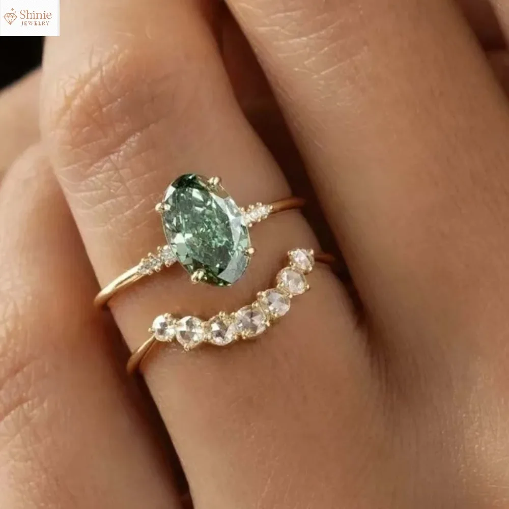 S925 Silver 2CT Green Moissanite Ring Exquisite Jewelry Plated with 18k Gold Suitable for Gift Giving Anniversary Birthday Gift
S925 Silver 2CT Green Moissanite Ring Exquisite Jewelry Plated with 18k Gold Suitable for Gift Giving Anniversary Birthday Gift